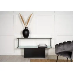 Maglehem sideboard