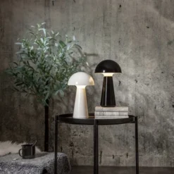 Mushroom bordslampa uppladdningsbar